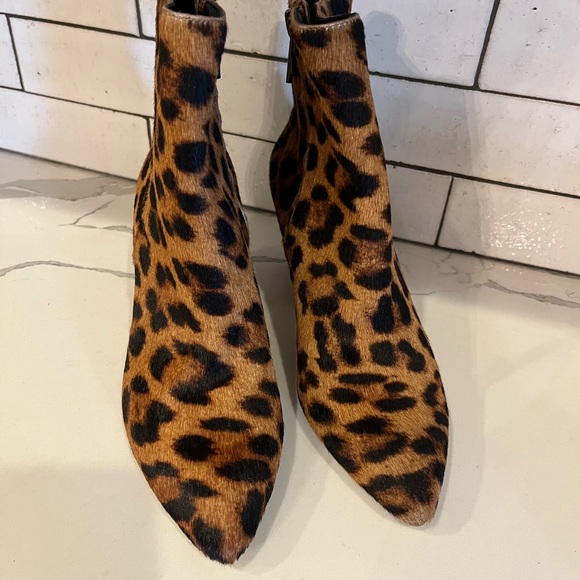Botkier Sasha Bootie - Leopard (Size 6) NWOT - Picture 2 of 6